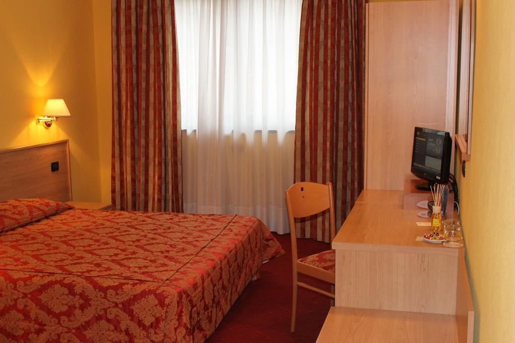 Hotel Relais St Gilles à Verrès Chambre photo