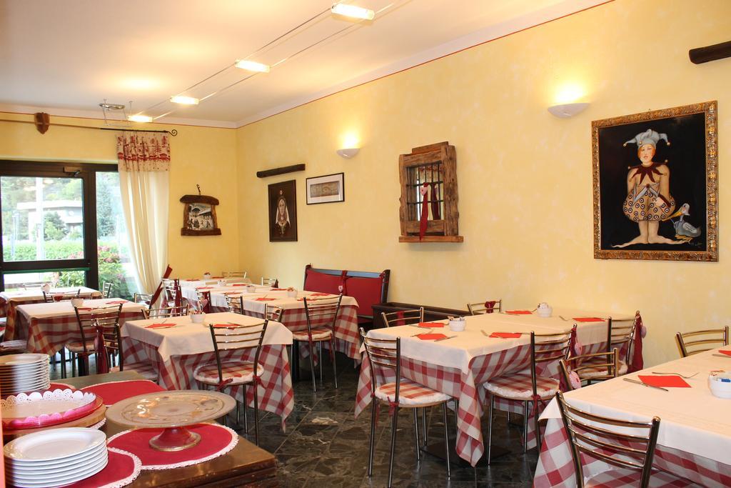 Hotel Relais St Gilles à Verrès Extérieur photo