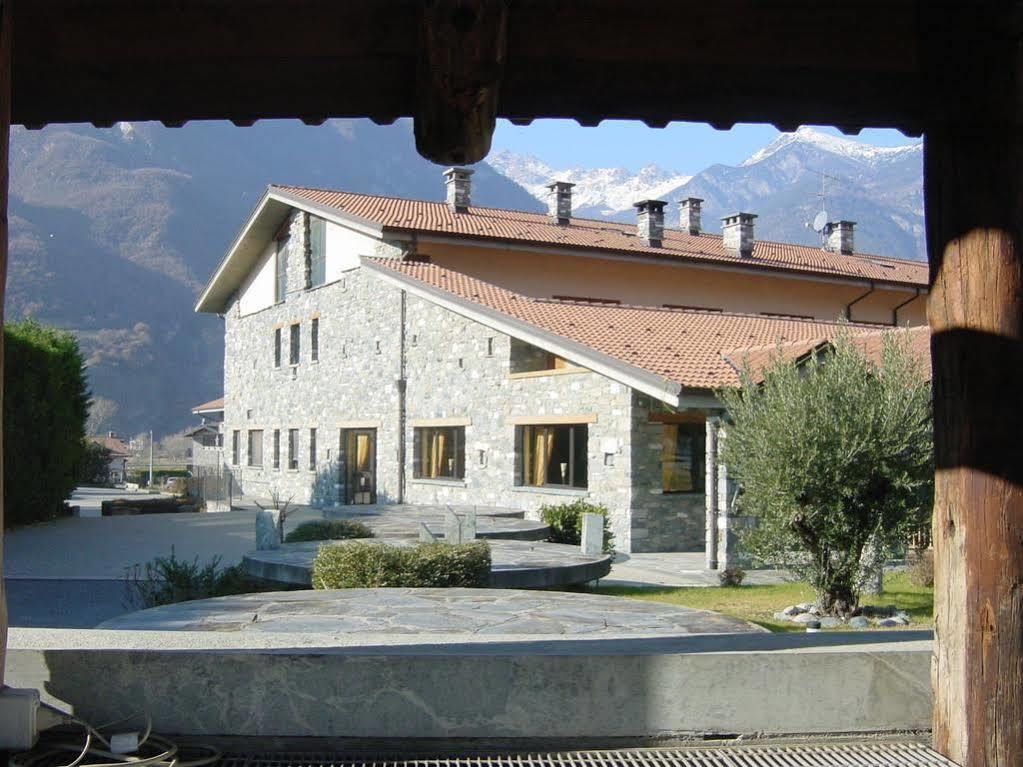 Hotel Relais St Gilles à Verrès Extérieur photo